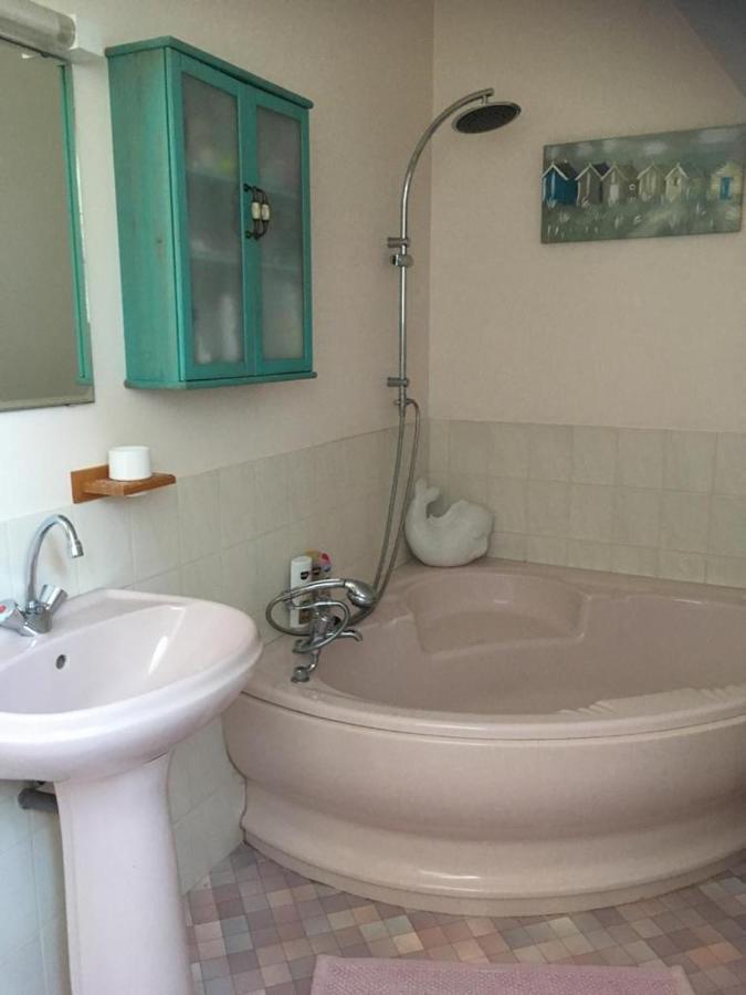 La Chaumiere Villa Sourdeval Exterior foto